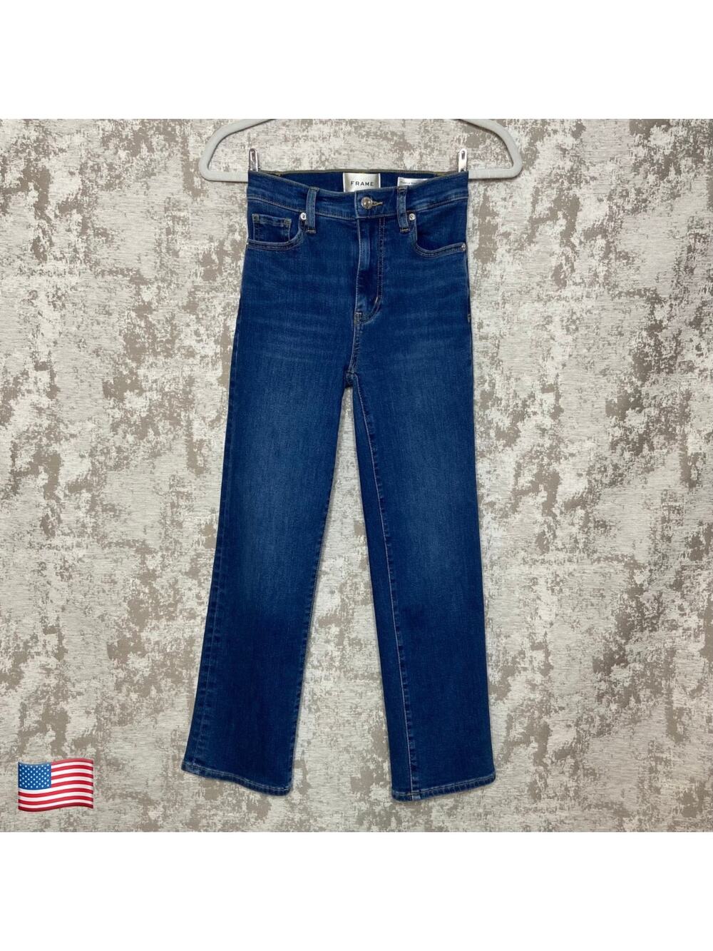 Frame Pixie Le Sleek Straight High Rise Jeans in Femma